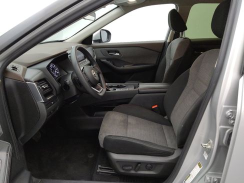 Used 2023 Nissan Rogue SV FWD image 17