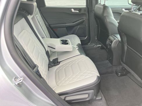 Used 2024 Ford Escape SE w/ PHEV Premium Package FWD image 35