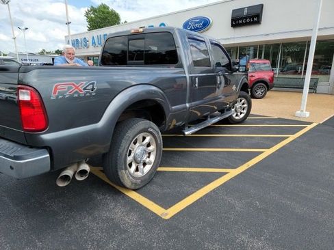 Used 2016 Ford F350 Lariat w/ Lariat Ultimate Package AWD/4WD image 2