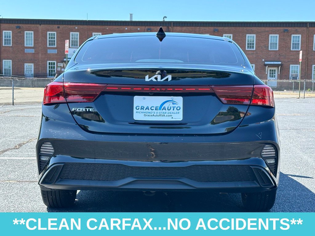 Used 2023 Kia Forte LXS w/ LXS Technology Package FWD image 7