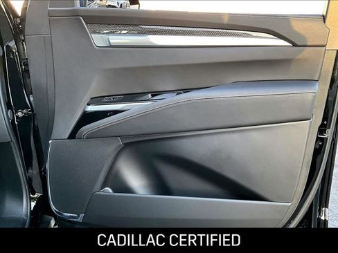 Used 2025 Cadillac Escalade V AWD/4WD image 21