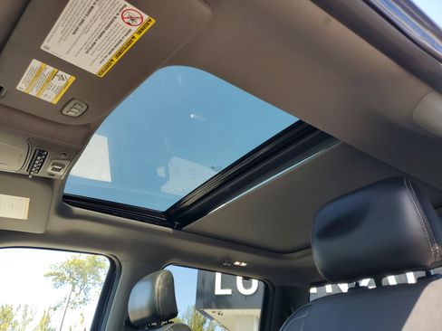 Used 2017 Ford F250 Lariat w/ Lariat Ultimate Package image 12