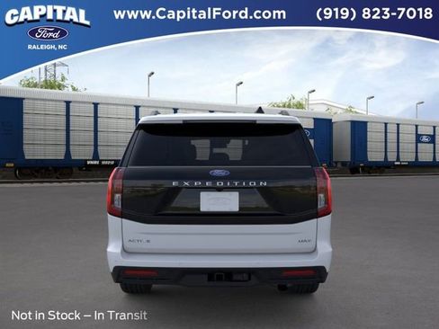 New 2026 Ford Expedition Max Active RWD image 5