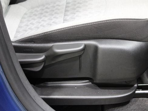 Used 2024 Chevrolet Equinox LS FWD image 25