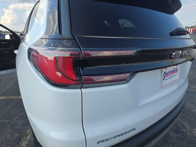 Used 2024 GMC Acadia Elevation FWD image 28