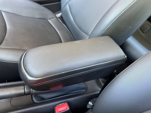 Used 2013 MINI Cooper Hardtop FWD image 29