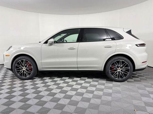 New 2026 Porsche Cayenne S AWD/4WD image 2