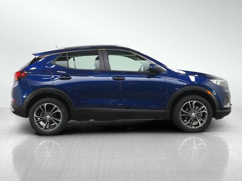 Used 2023 Buick Encore GX Select w/ Safety Package II AWD/4WD image 6