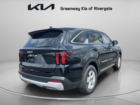 New 2026 Kia Sorento LX FWD image 7