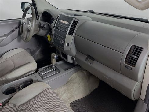 Used 2011 Nissan Frontier SV w/ SV Premium Utility Pkg image 26