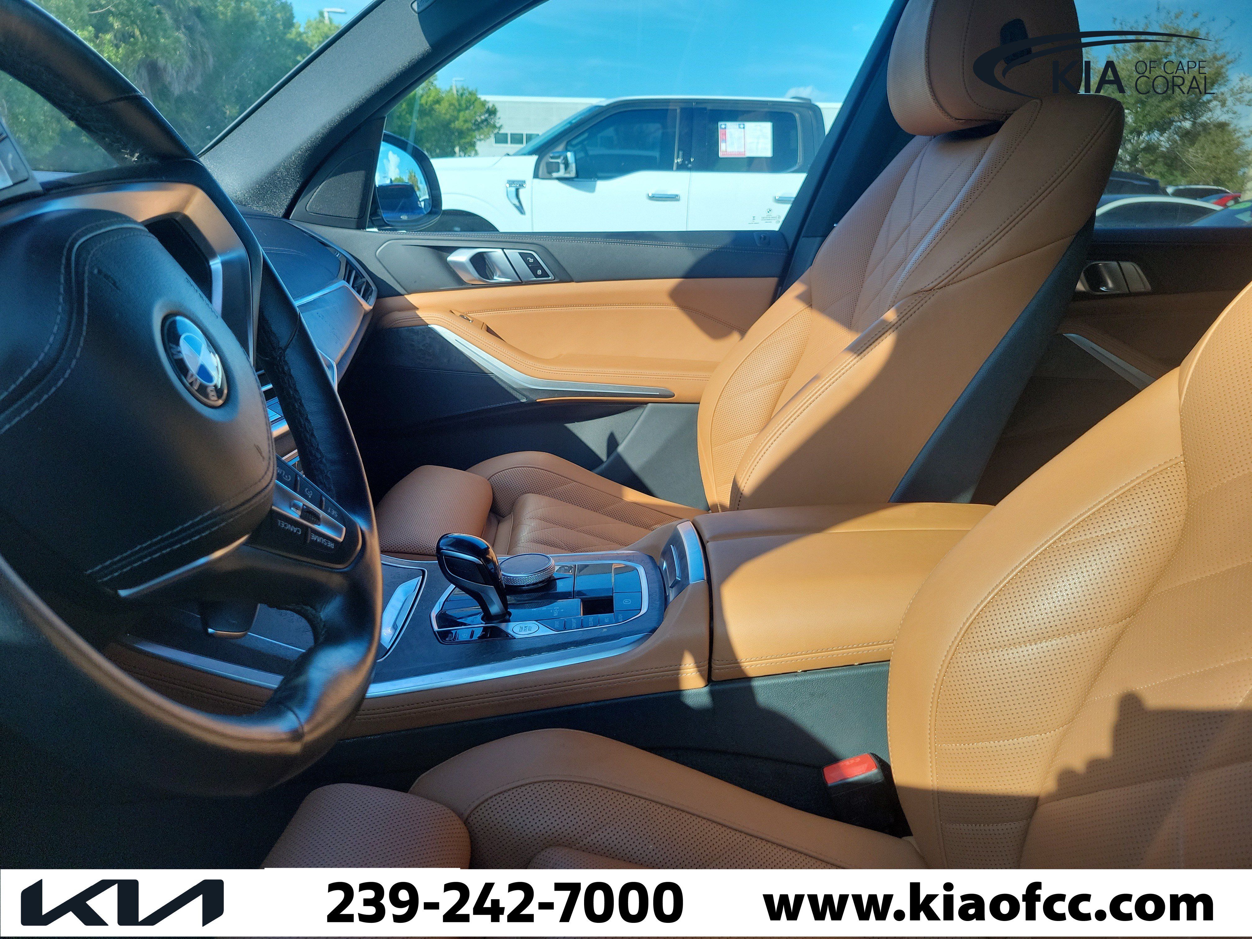 Used 2023 BMW X5 xDrive40i w/ Premium Package AWD/4WD image 9