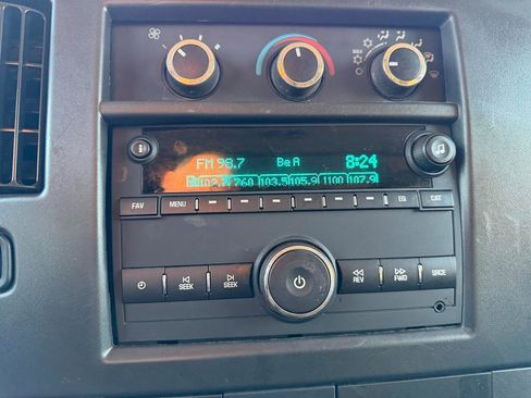 Used 2025 Chevrolet Express 2500 w/ Driver Convenience Package image 20