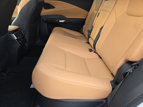 New 2026 Lexus RX 350 FWD image 7