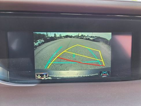 Used 2019 Lexus LS 500 w/ Accessory Package (Z2) RWD image 25