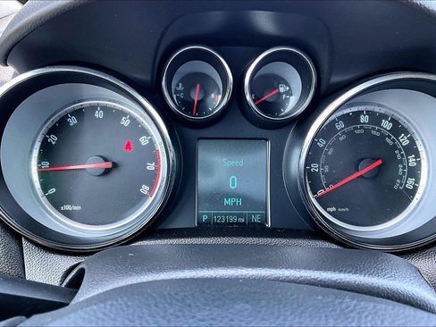 Used 2015 Buick Encore FWD image 20