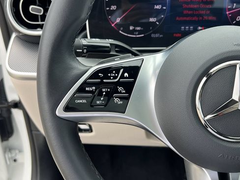 Used 2025 Mercedes-Benz C 300 Sedan image 9