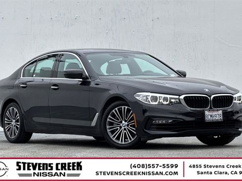 Used 2018 BMW 540i image 1