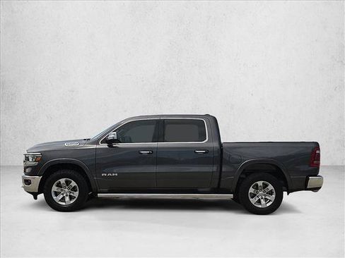 Used 2022 RAM 1500 Laramie AWD/4WD image 8