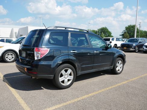 Used 2023 Subaru Forester Touring AWD/4WD image 5