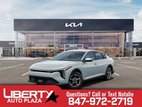 New 2026 Kia K4 LXS image 1