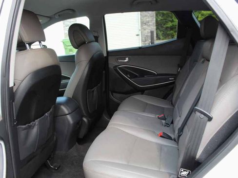 Used 2017 Hyundai Santa Fe Sport AWD/4WD image 29