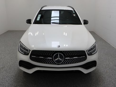 Used 2022 Mercedes-Benz GLC 300 image 3