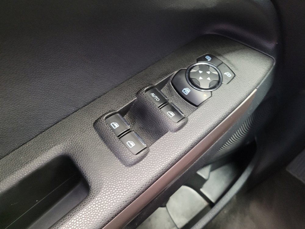 Used 2020 Ford EcoSport Titanium FWD image 27