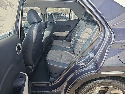 New 2026 Hyundai Venue SEL FWD image 27