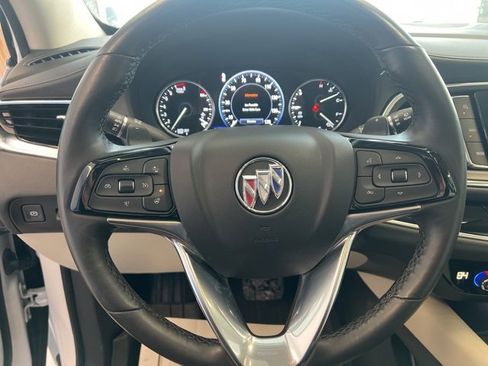 Used 2024 Buick Enclave Avenir w/ Avenir Technology Package image 28