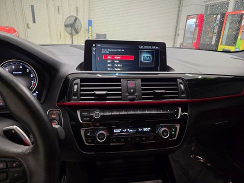 Used 2018 BMW 230i Coupe RWD image 21