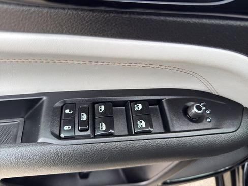 Used 2024 Jeep Compass Limited w/ Elite Group image 12