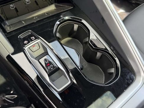 Used 2025 Audi Q5 Premium w/ Convenience Package AWD/4WD image 19