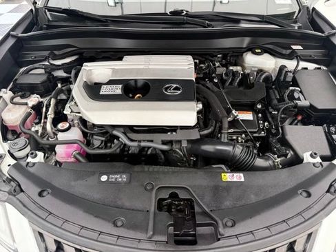 Used 2022 Lexus UX 250h w/ Luxury Package AWD/4WD image 9