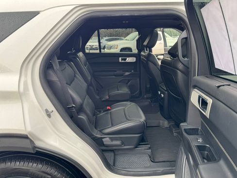 Used 2020 Ford Explorer ST w/ ST Street Pack image 21