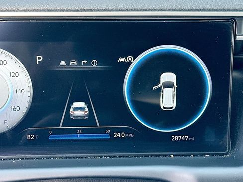 Used 2022 Hyundai Tucson Limited image 12