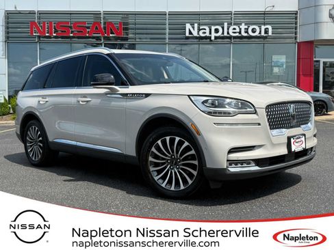 Used 2023 Lincoln Aviator Reserve w/ Equipment Group 201A AWD/4WD image 1