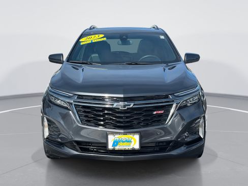 Used 2023 Chevrolet Equinox RS image 2