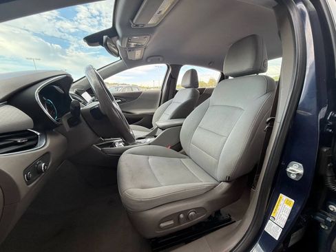Used 2016 Chevrolet Malibu LT FWD image 9