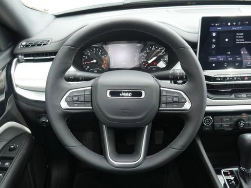 Used 2024 Jeep Compass Limited AWD/4WD image 15