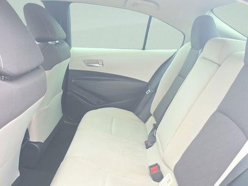 Used 2020 Toyota Corolla LE FWD image 10