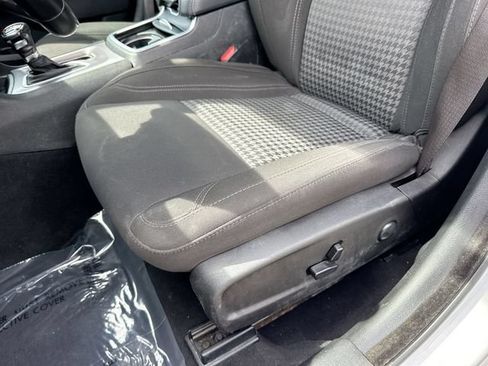 Used 2023 Dodge Charger SXT RWD image 12