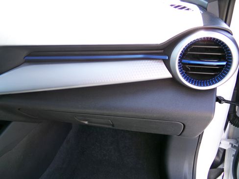 Used 2025 Chevrolet Trax LS image 16