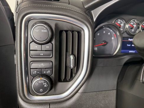 Used 2021 Chevrolet Silverado 2500 LT w/ Z71 Off-Road Package image 20