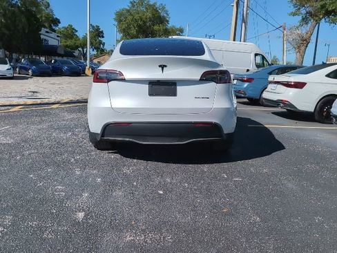Used 2024 Tesla Model Y Long Range image 6