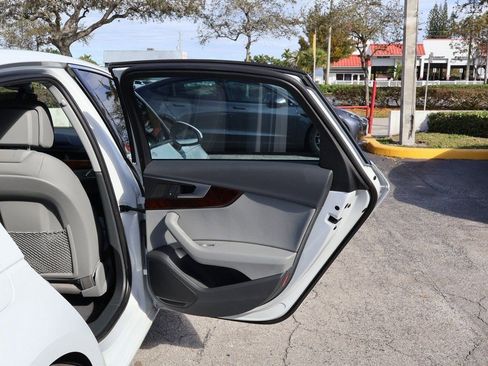 Used 2019 Audi A4 2.0T Premium w/ Convenience Package image 25