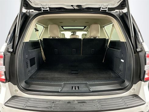 Used 2024 Ford Expedition Max Limited image 25