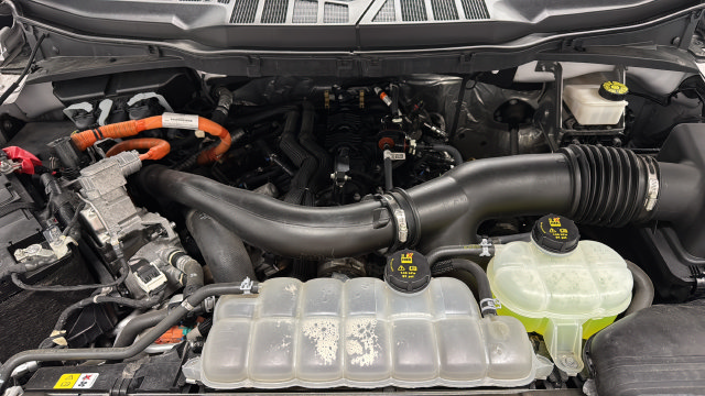 Used 2024 Ford F150 Lariat AWD/4WD image 27