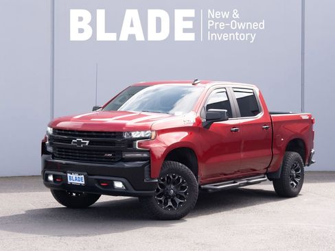 Used 2021 Chevrolet Silverado 1500 LT Trail Boss w/ Bed Protection Package AWD/4WD image 1