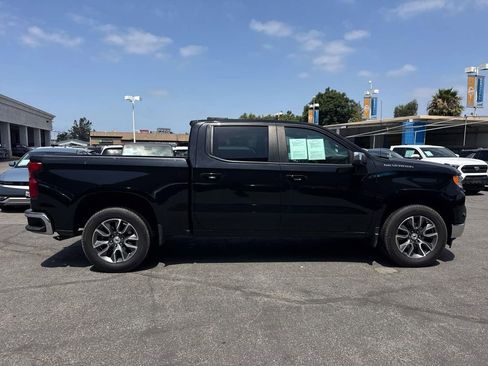 Used 2022 Chevrolet Silverado 1500 LT w/ Protection Package RWD image 2