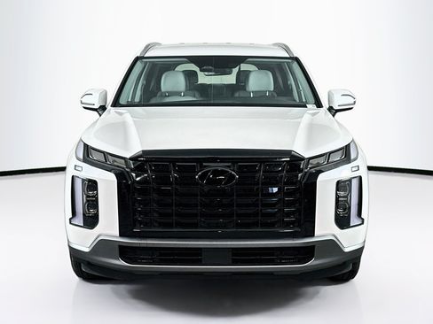 Used 2025 Hyundai Palisade SEL FWD image 2